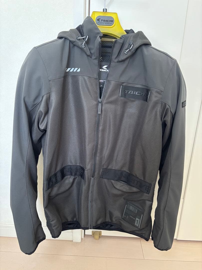 【美品】TAICHI エアーフリップパーカー Lサイズ グラファイト 春夏秋