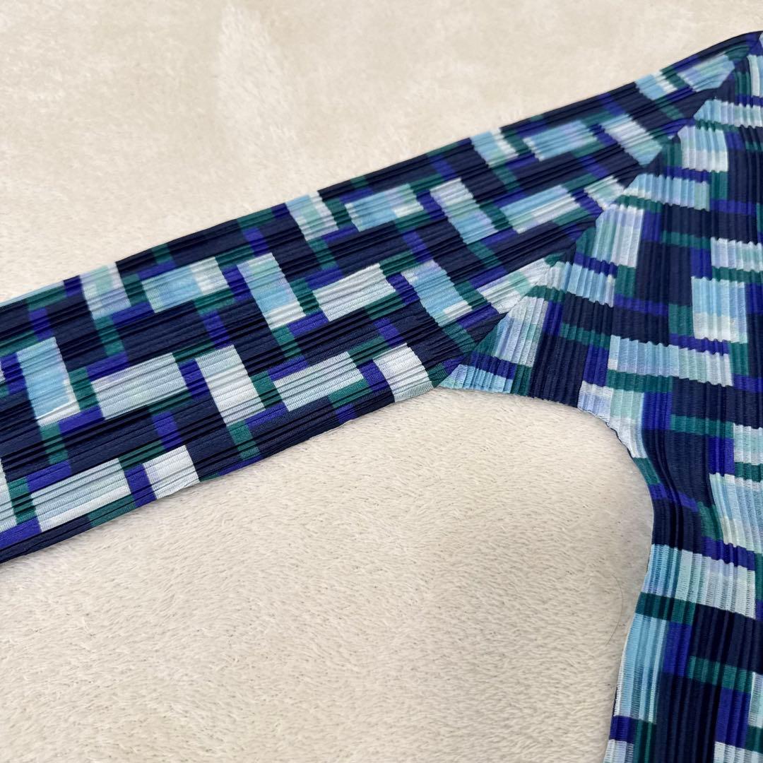 極美品✨PLEATS PLEASE プリーツ　ネイビー　白色　ハイネック　長袖