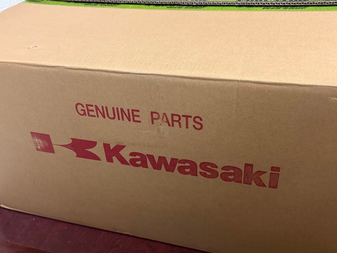 モンキー877【純正】【新品】【未使用】ゼファー1100 外装セット