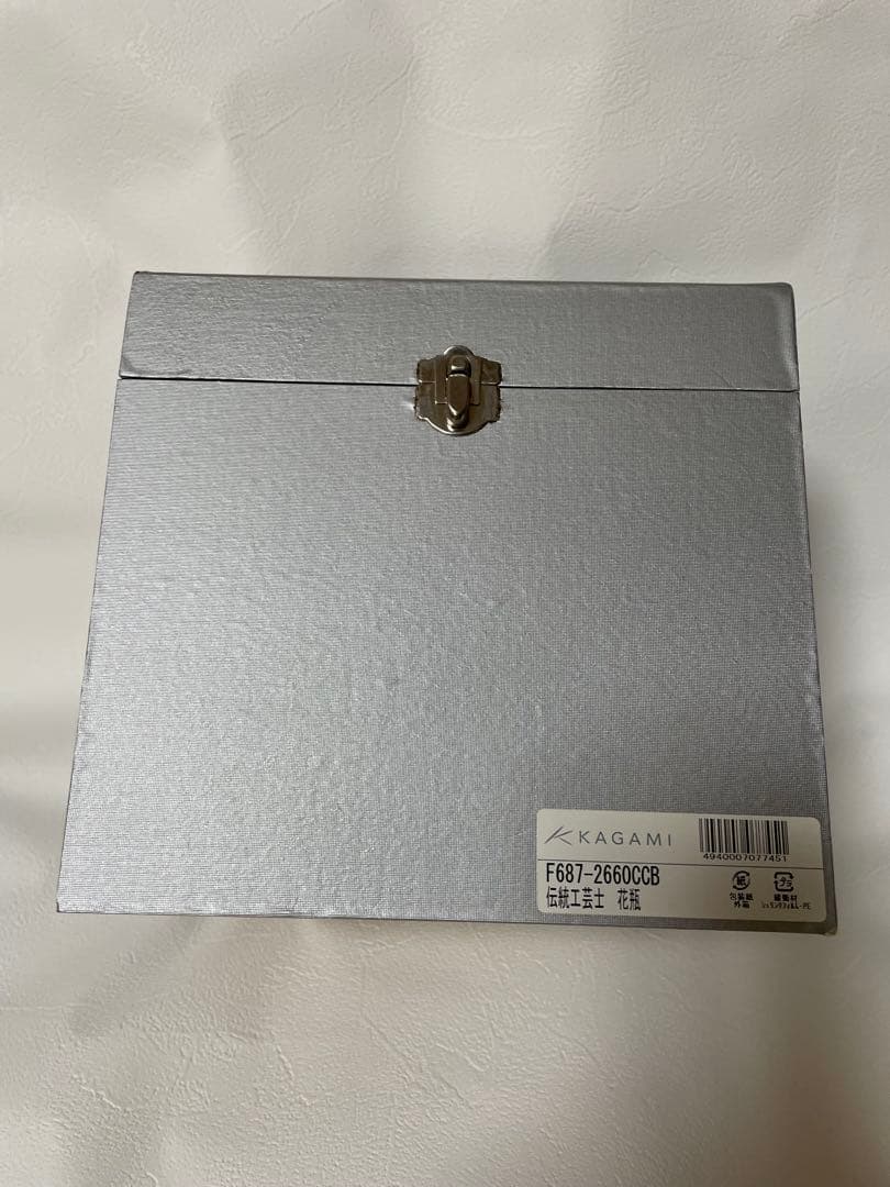 カガミクリスタル・江戸切子花瓶（木村秋男氏デザイン）