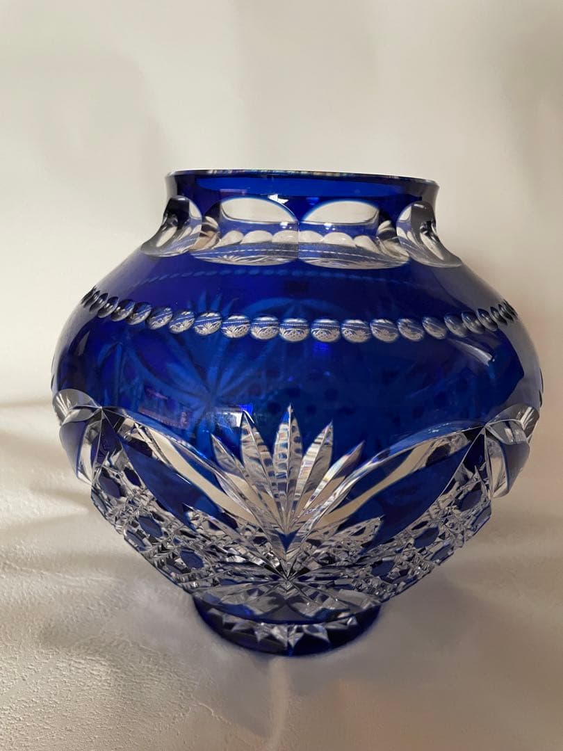 カガミクリスタル・江戸切子花瓶（木村秋男氏デザイン）