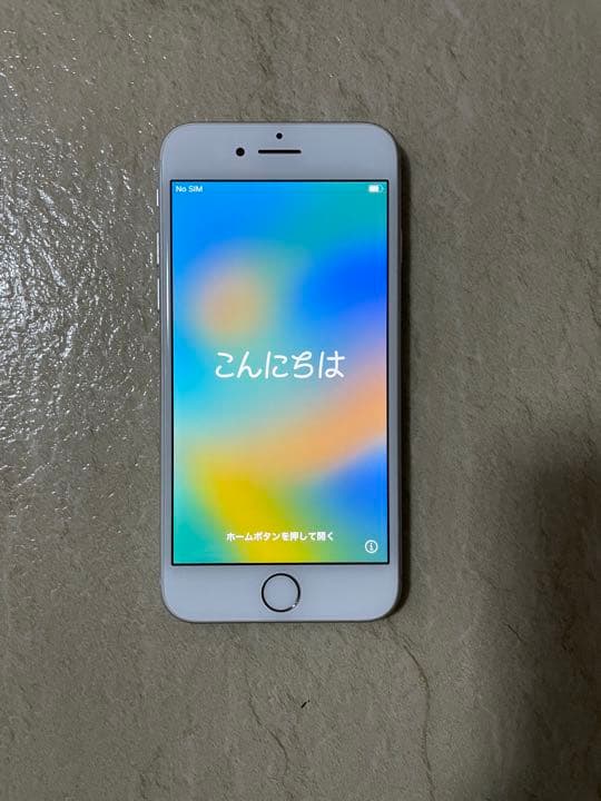 iPhone８　SIMフリー