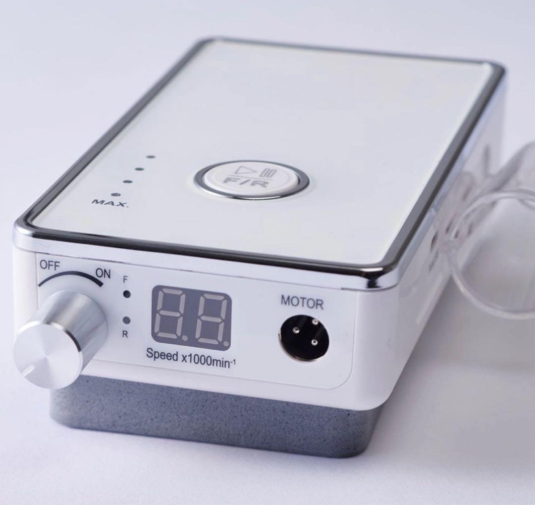 ビューティーガレージ　ポータブルネイルマシーン　オフ