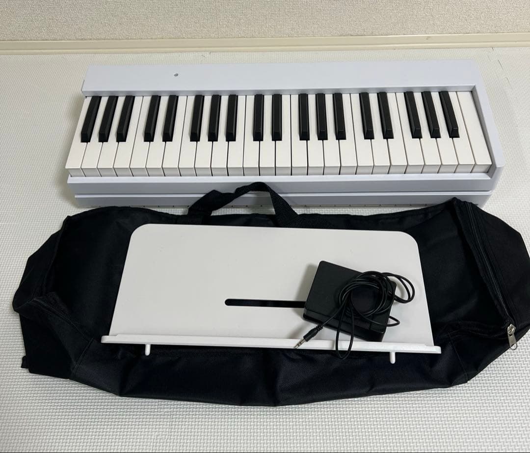 折りたたみ88鍵電子ピアノ　ホワイト
