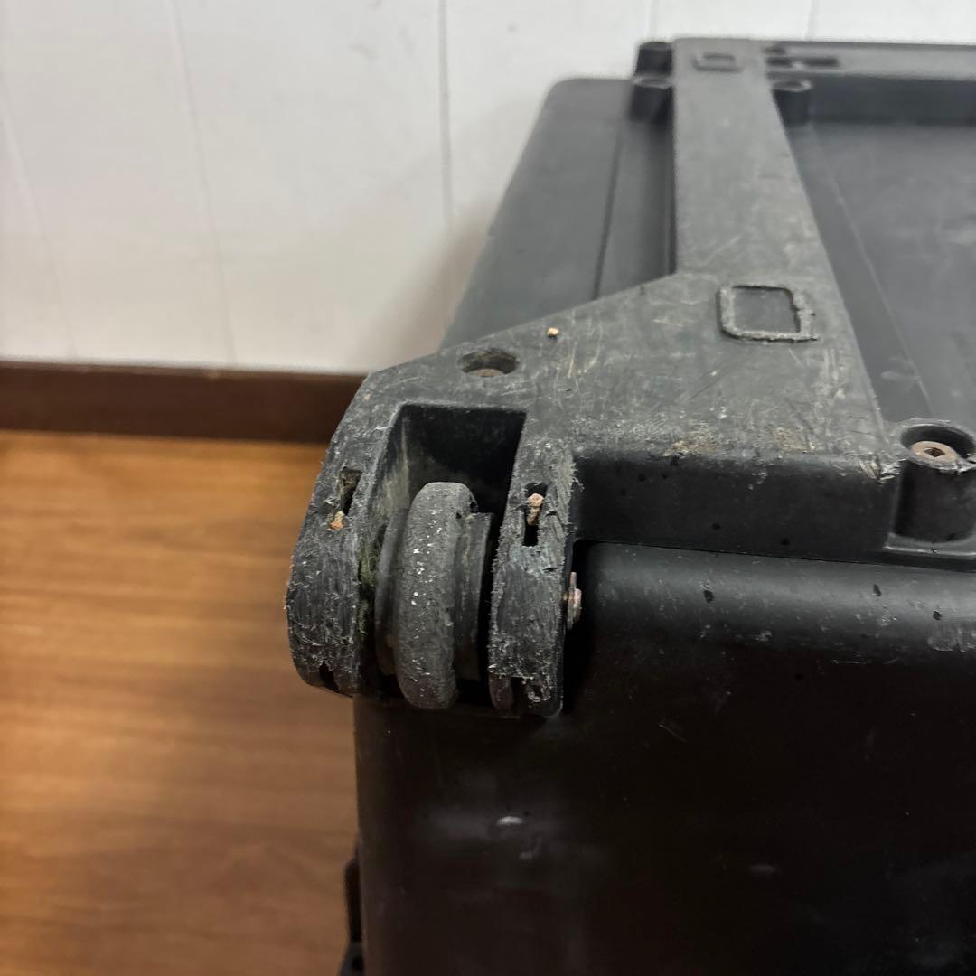 米軍放出品　PELICAN STORM CASE IM2750 ペリカンケース