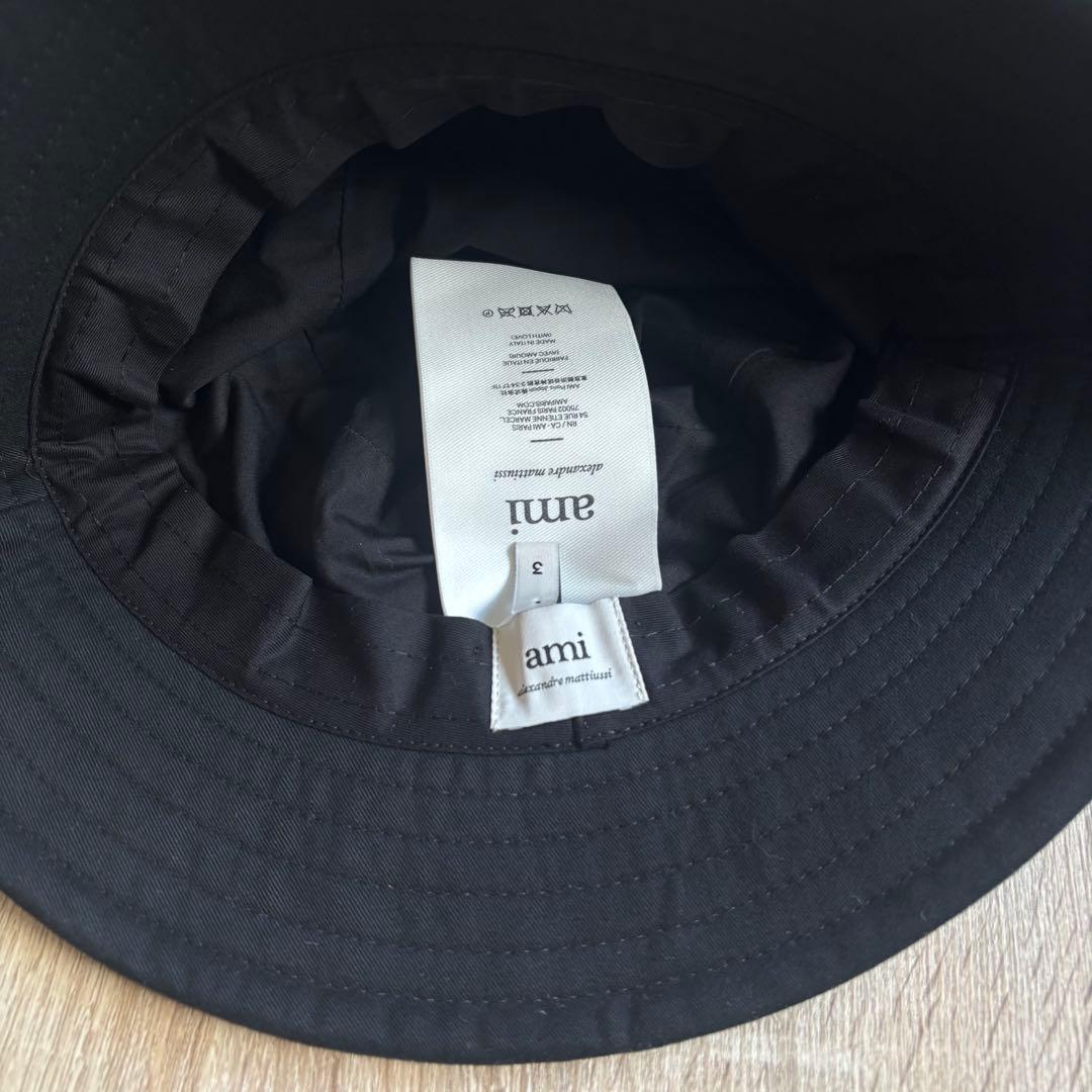 AMI PARIS (アミパリス ) ワンポイント刺繍 バケットハット