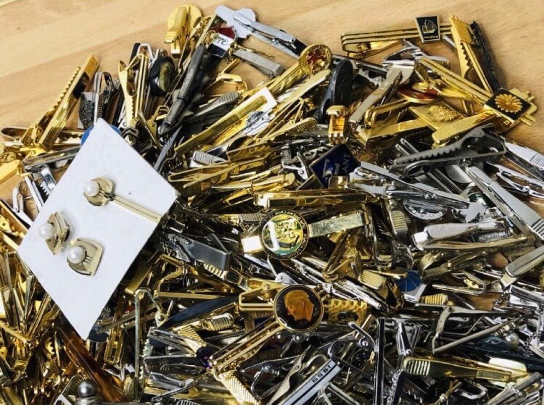 タイピンなど 約2.5kg まとめて アクセサリー 未検品 ジャンク