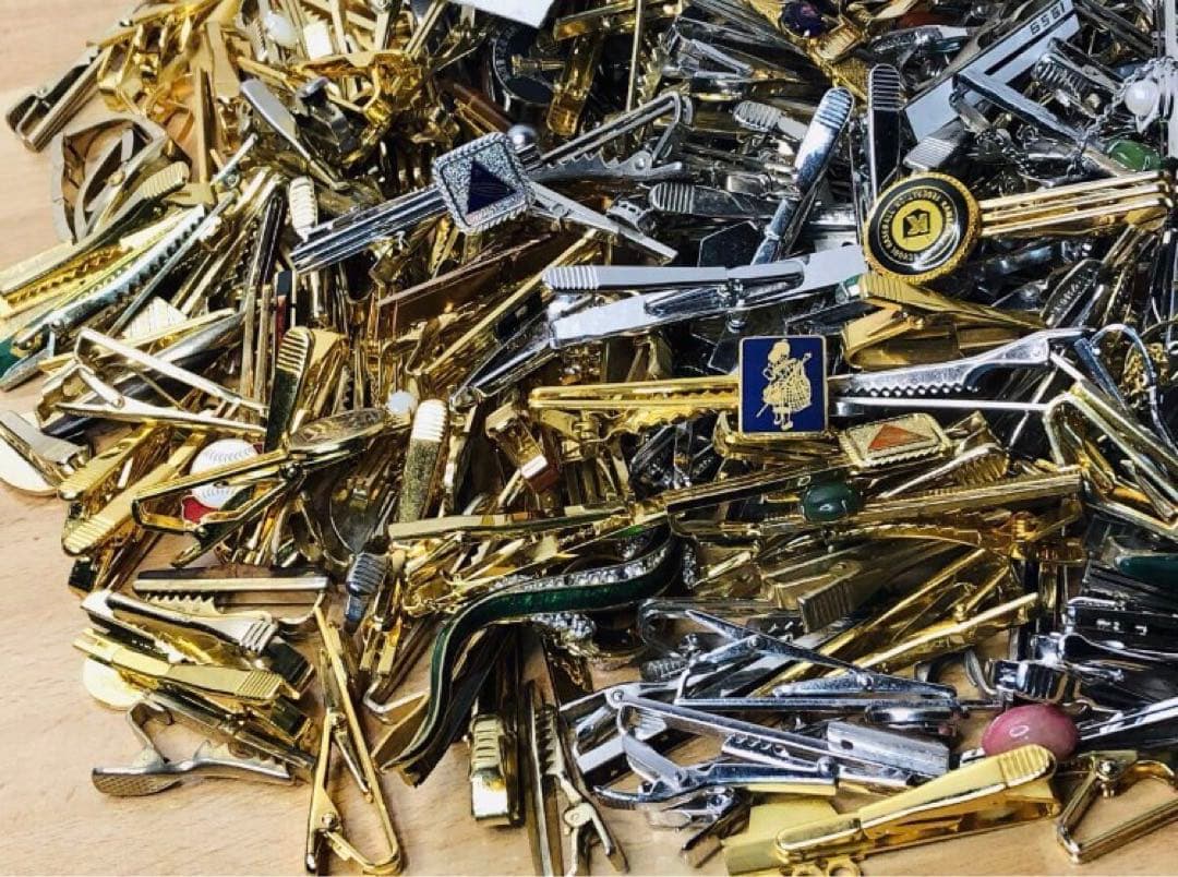 タイピンなど 約2.5kg まとめて アクセサリー 未検品 ジャンク