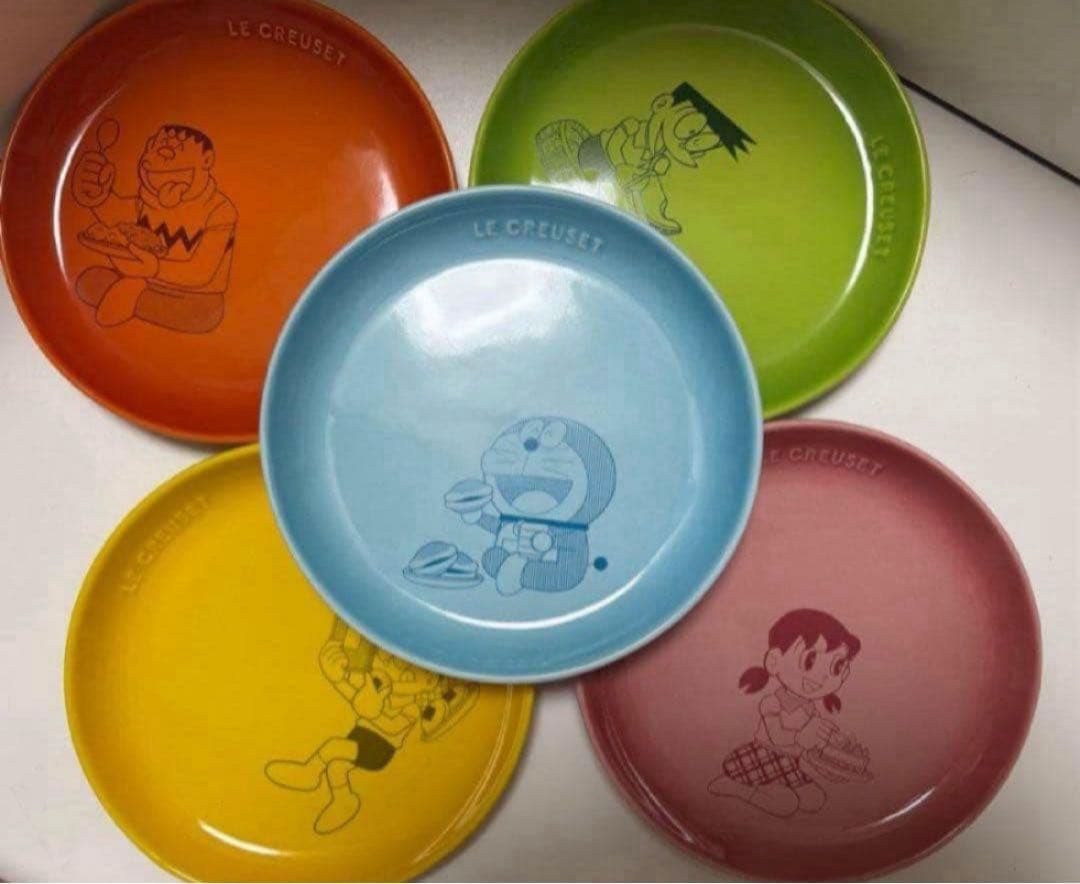 ル・クルーゼドラえもんオールスターズスフィアプレート17cm(5枚セット)