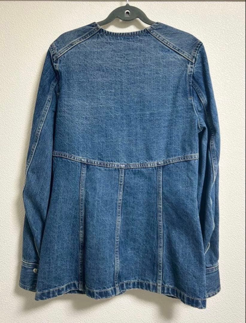 ADAM ET ROPÉ フロントホックデニムトップス