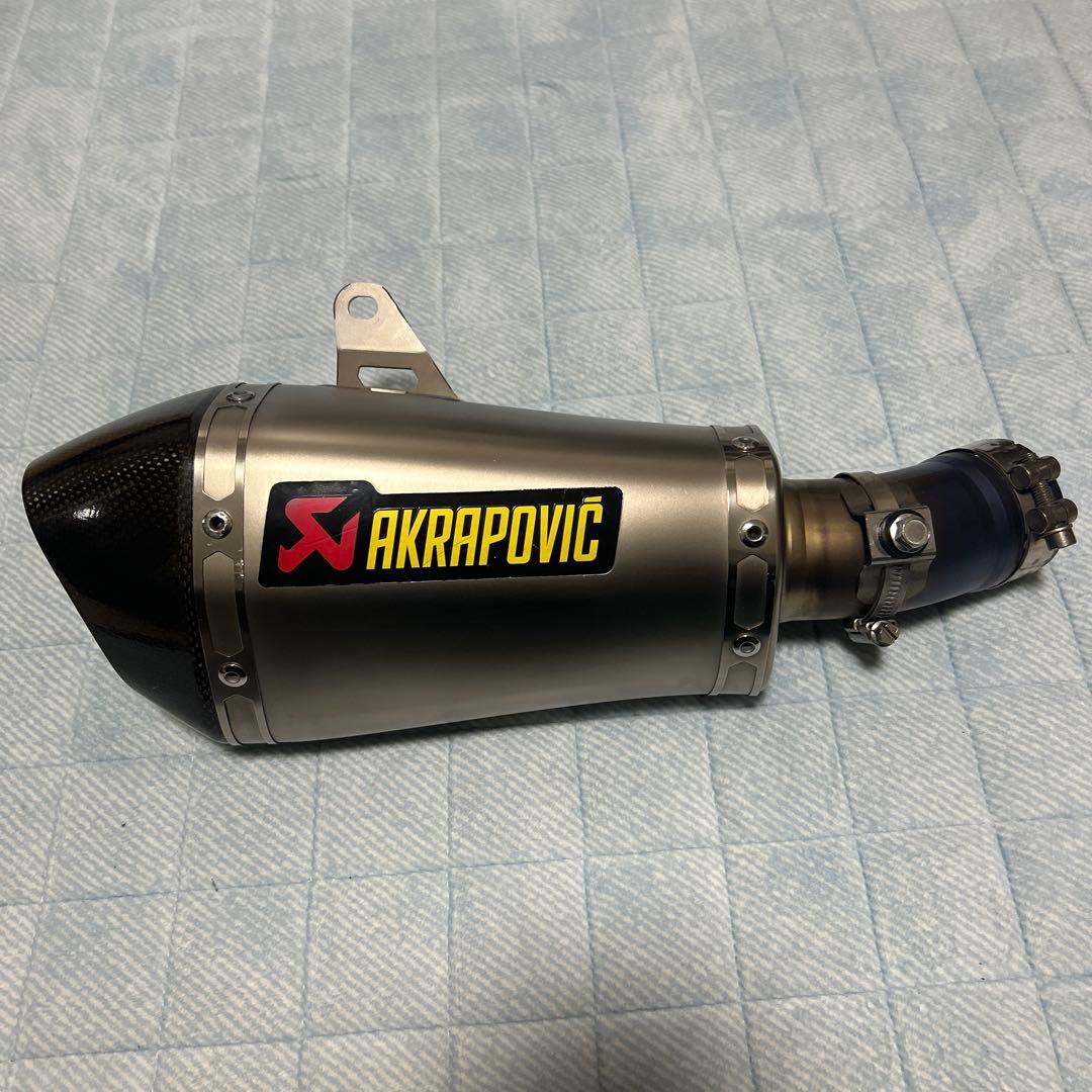 AKRAPOVIC マフラー