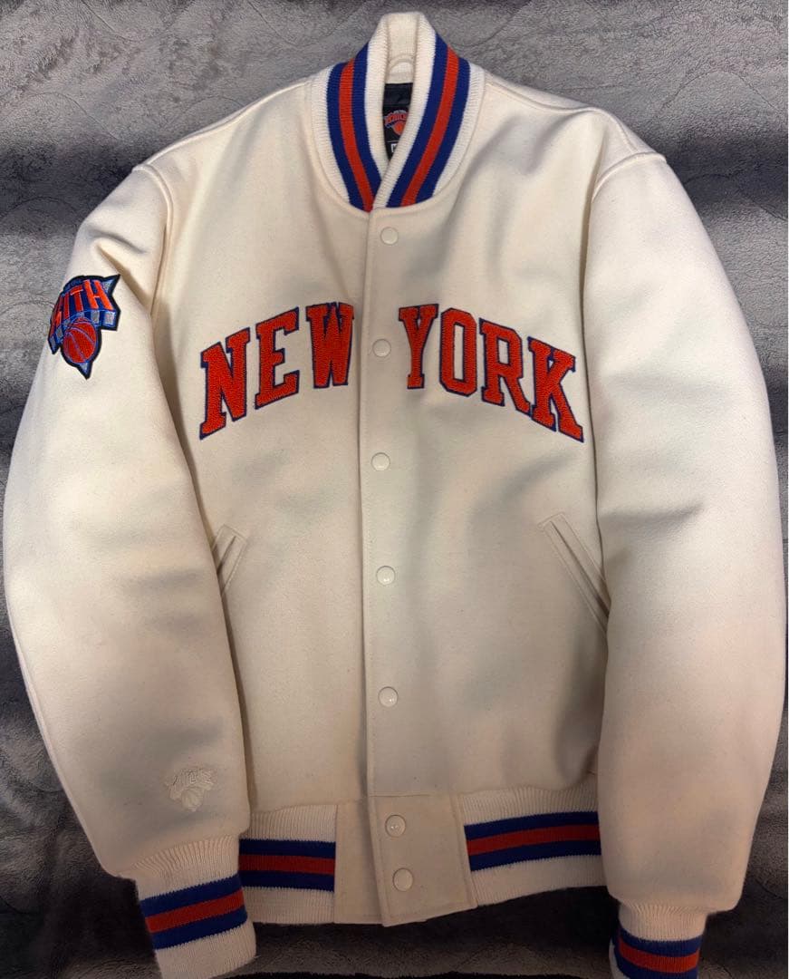 ジャケット・アウター Kith New York Knicks Varisty Jacket