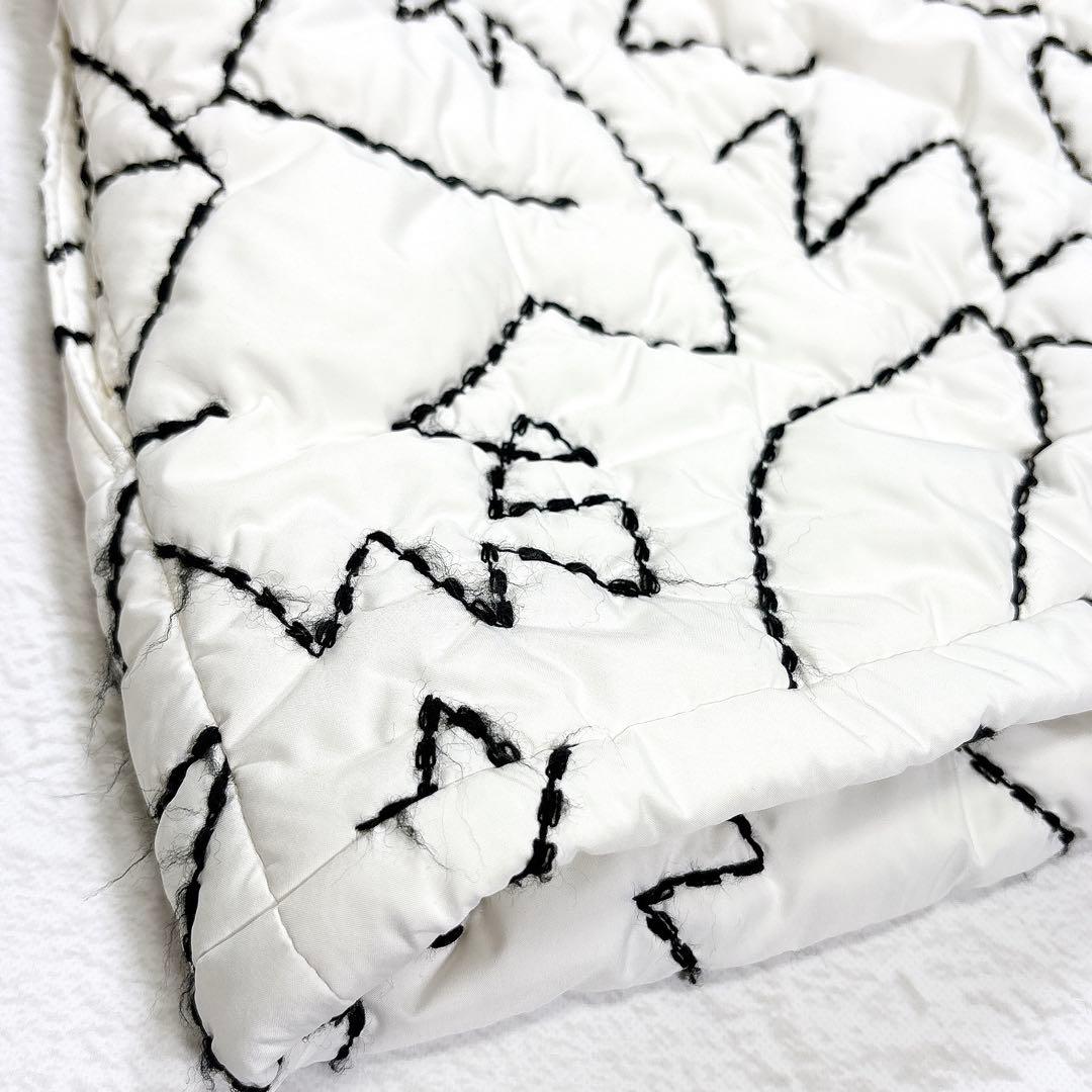 慈雨　センソユニコ　中綿コート　ジャケット　総刺繍　ステッチ　スタンドカラー