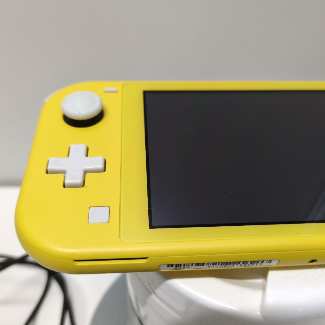 Nintendo Switch Lite イエロー 2020年モデル