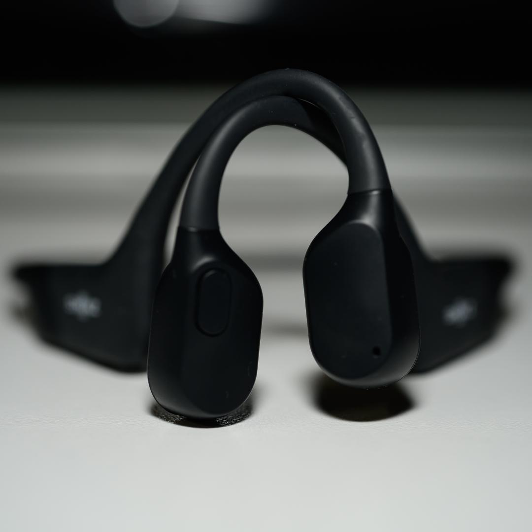 【美品】SHOKZ OPENRUN MINI 骨伝導イヤホン ブラック