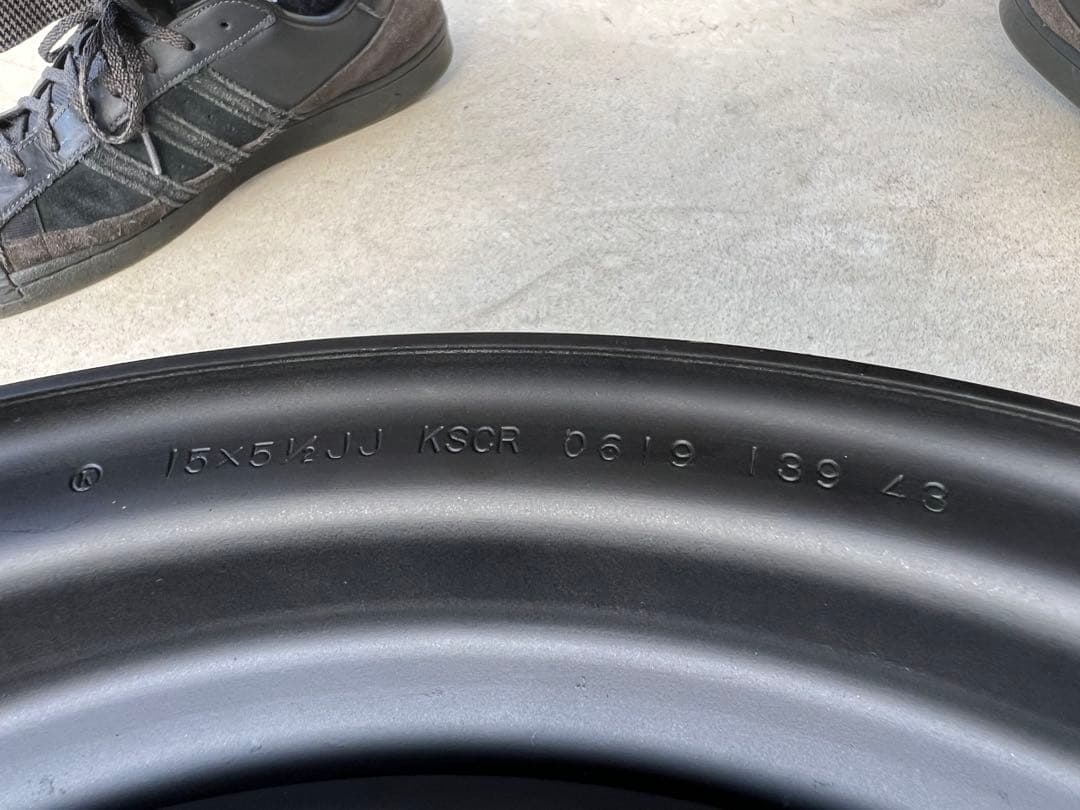 195/80R15ブラックスチールホイール 4本セット