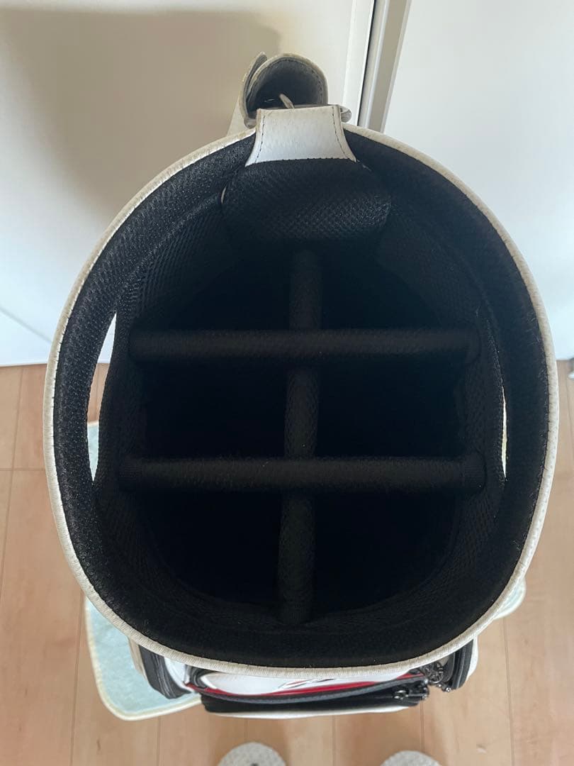 ブリヂストン　プロレプリカキャディバッグ　CBG301 ホワイト