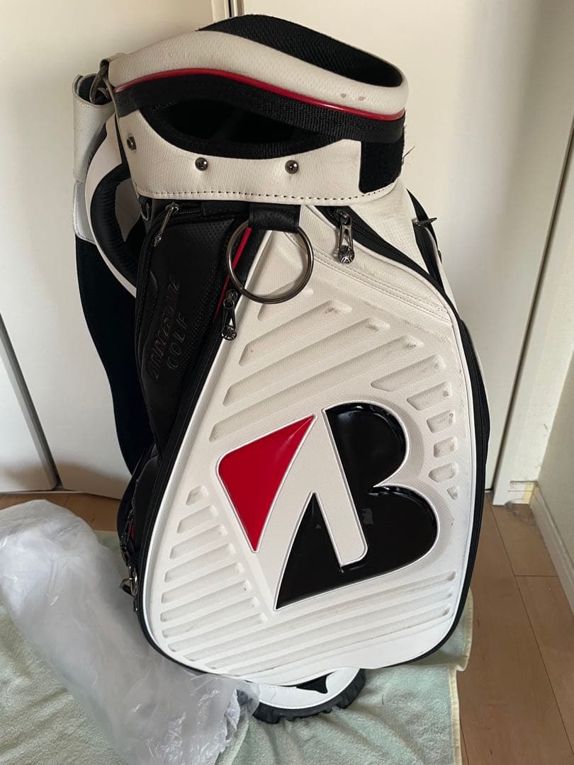 ブリヂストン　プロレプリカキャディバッグ　CBG301 ホワイト