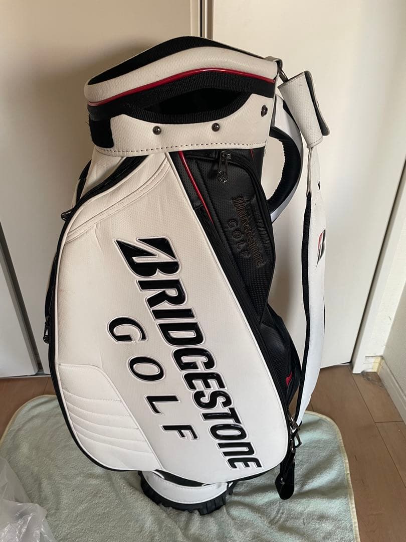ブリヂストン　プロレプリカキャディバッグ　CBG301 ホワイト