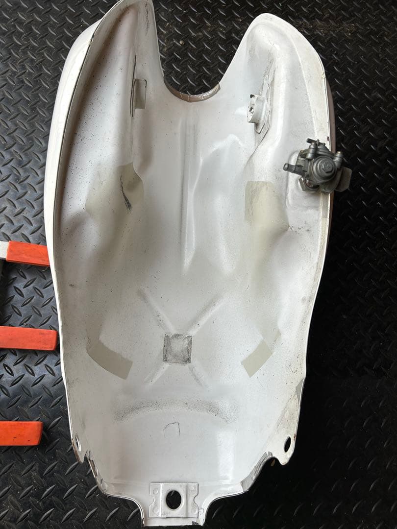 ジェイド250 燃料タンク