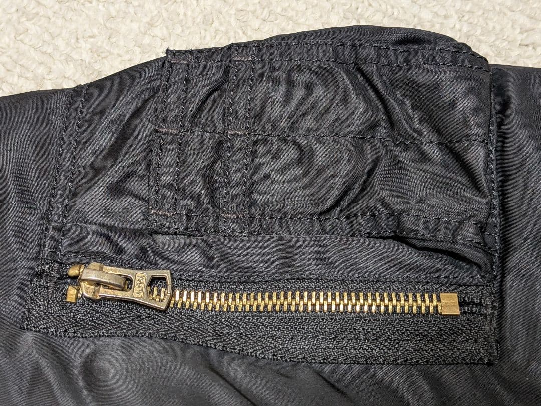 美品 アルファインダストリーズ MA-1 黒フライトジャケット 空軍 米国古着S