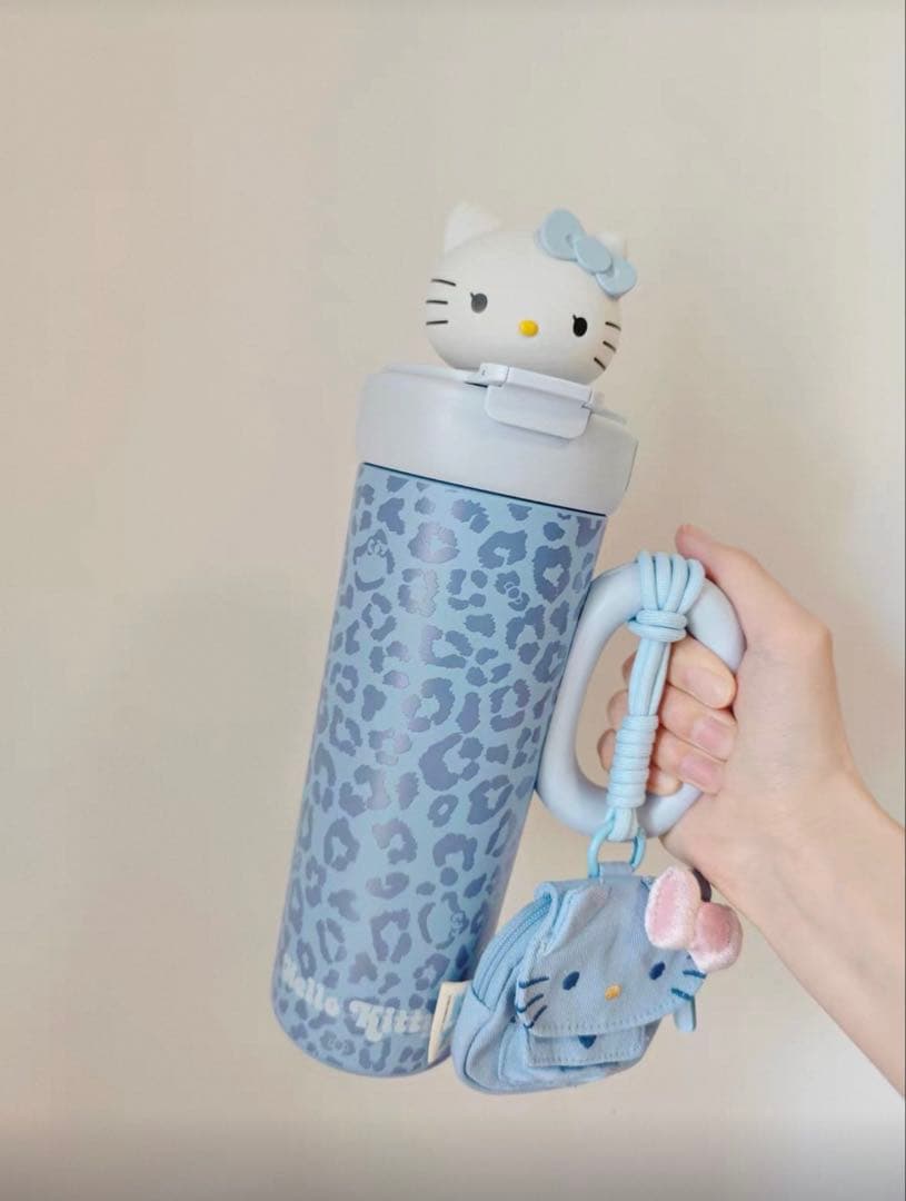 海外限定 ハローキティ Hello Kitty tbh マグボトル ブルー