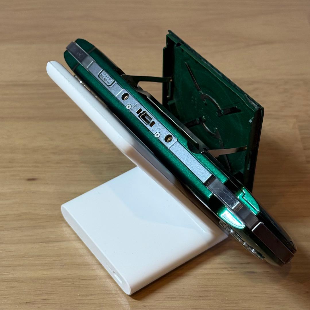 5-071 PSP-3000 スピリティッド グリーン