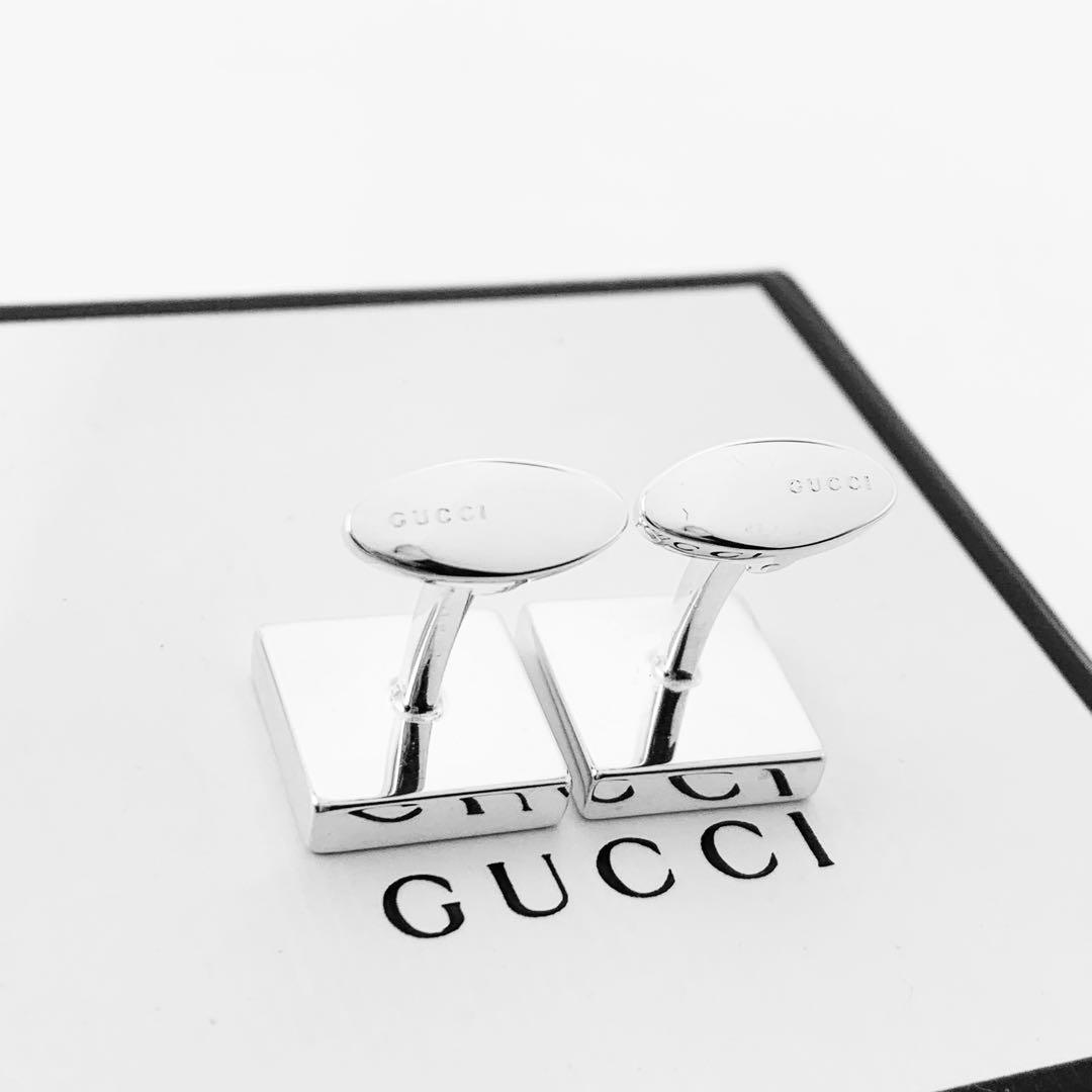 【超美品】GUCCI カフス　冠婚葬祭　オシャレ　925 スクエア　ロゴ