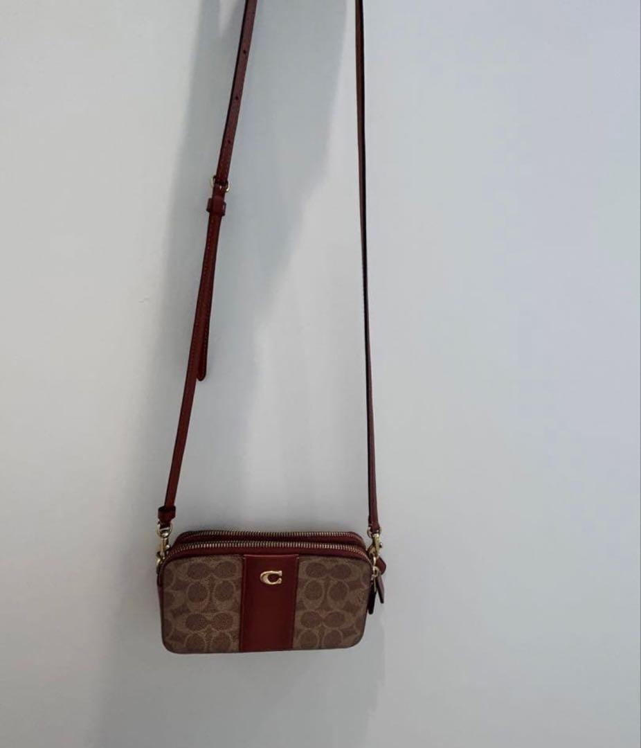 COACH コーチ ショルダーバッグ シグネチャー クロスボディ