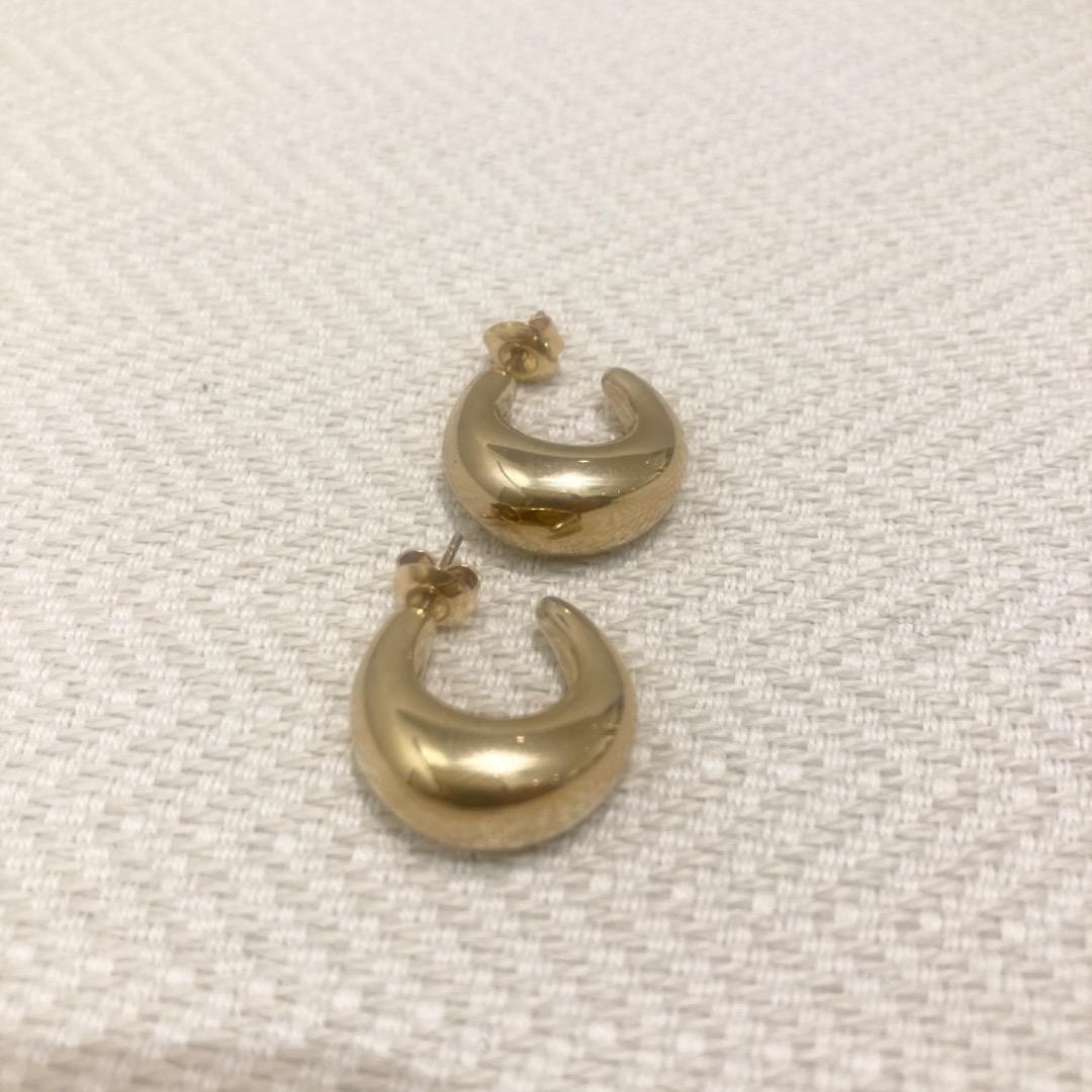 ラルフローレン　K18ポスト　ゴールドピアス