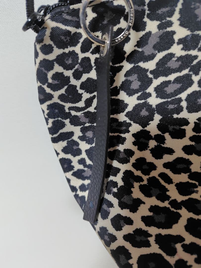 エルベシャプリエ　レオパード　ビッグポシェット　パンサーブラン　ショルダーバッグ