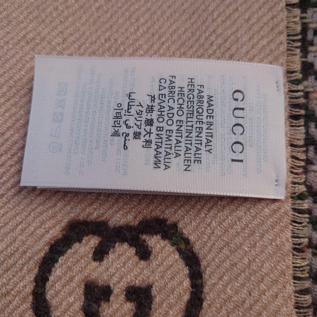 GUCCI ベージュ ウール マフラー ロゴ入り
