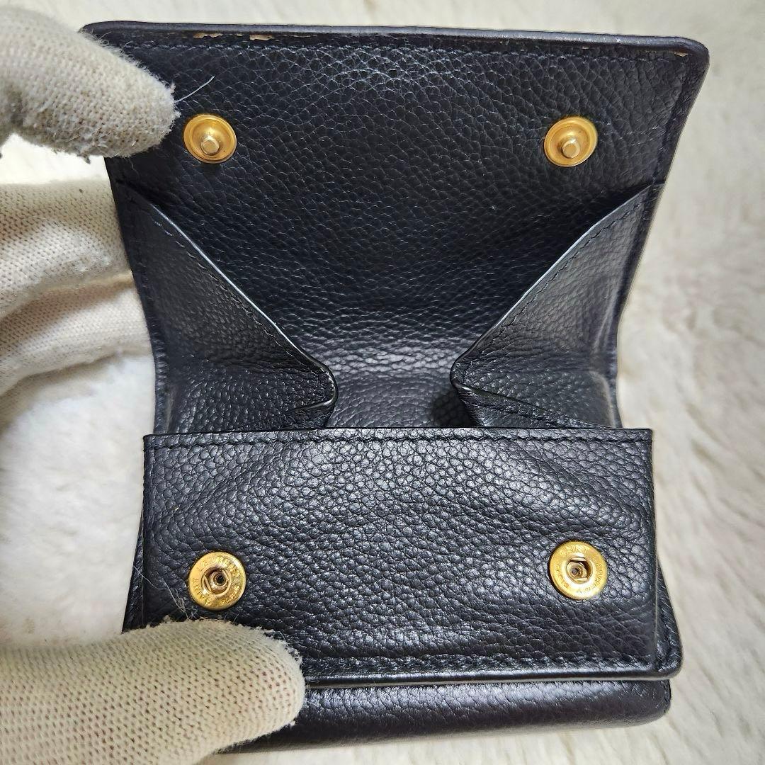 ✨極美品　現行デザイン✨サンローラン　三つ折り　カサンドラ　シボ革　ゴールドロゴ