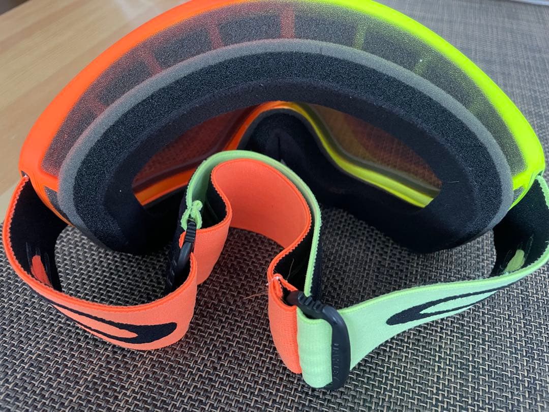 オークリー 平昌五輪限定モデル プリズムレンズ スノーゴーグル