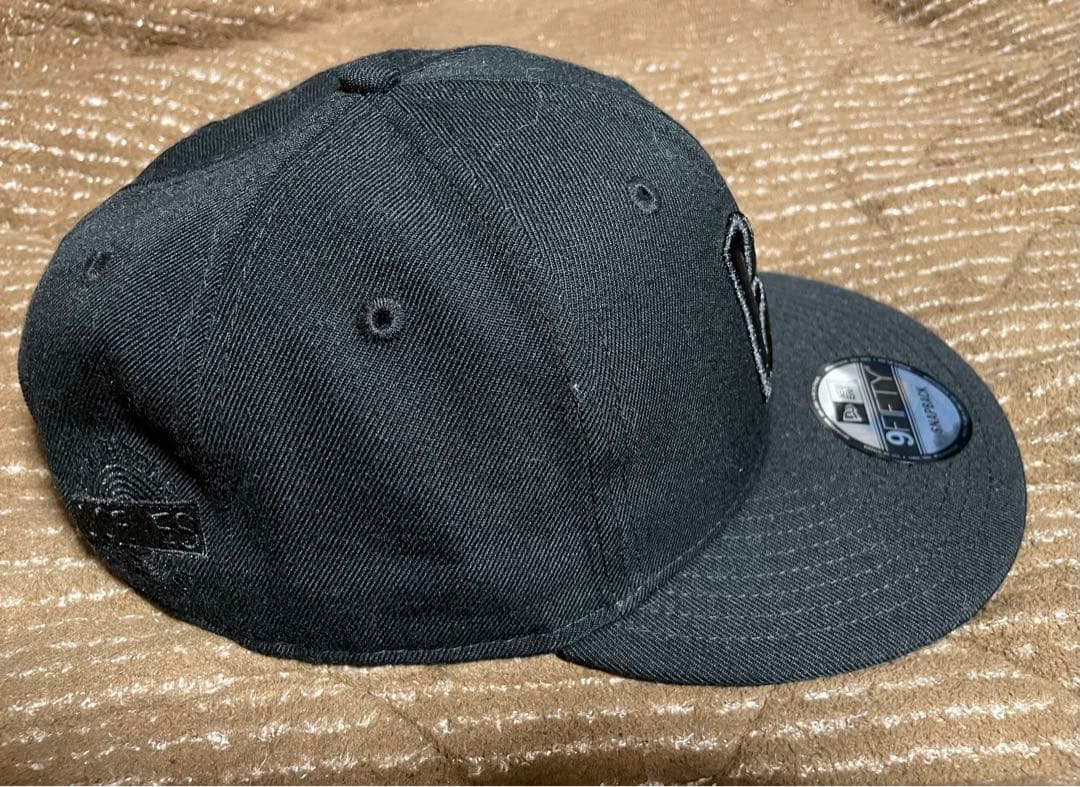 【新品タグ付き】大人サイズ　New Era 9FIFTY B'z