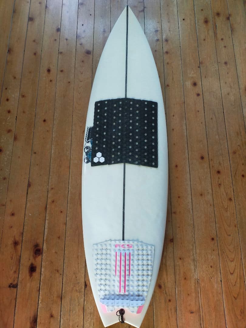 JS サーフボード MONSTABOX Model 5’8