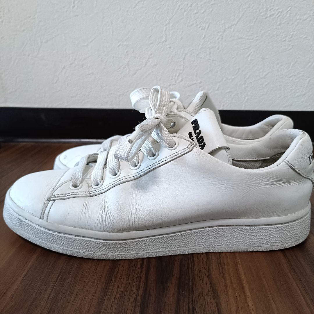 良品◎PRADA プラダ スニーカー ロゴ レザー 靴 白 ホワイト 24cm