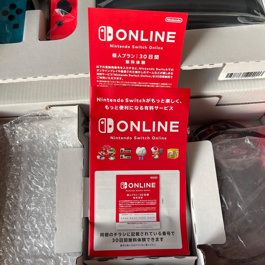 任天堂 Switch 本体 （本体以外ほぼ全て新品）