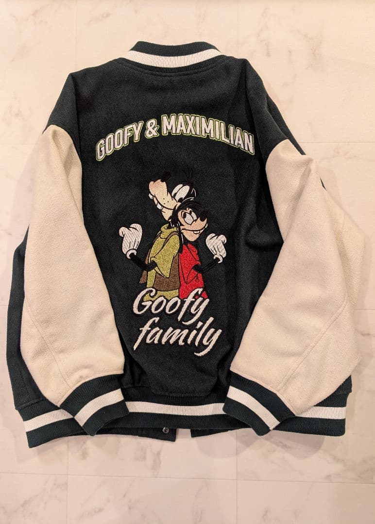 グーフィー & マックス限定スタジャンディズニー完売 値下可