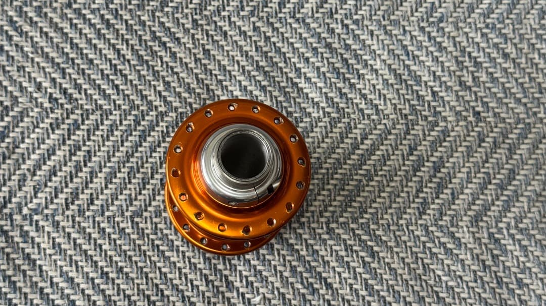 Chris king クリスキング フロント ハブ 110×20mm マンゴー