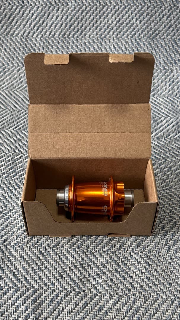 Chris king クリスキング フロント ハブ 110×20mm マンゴー