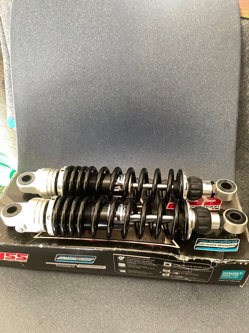 YSSサスペンション　ヤマハSR400 500