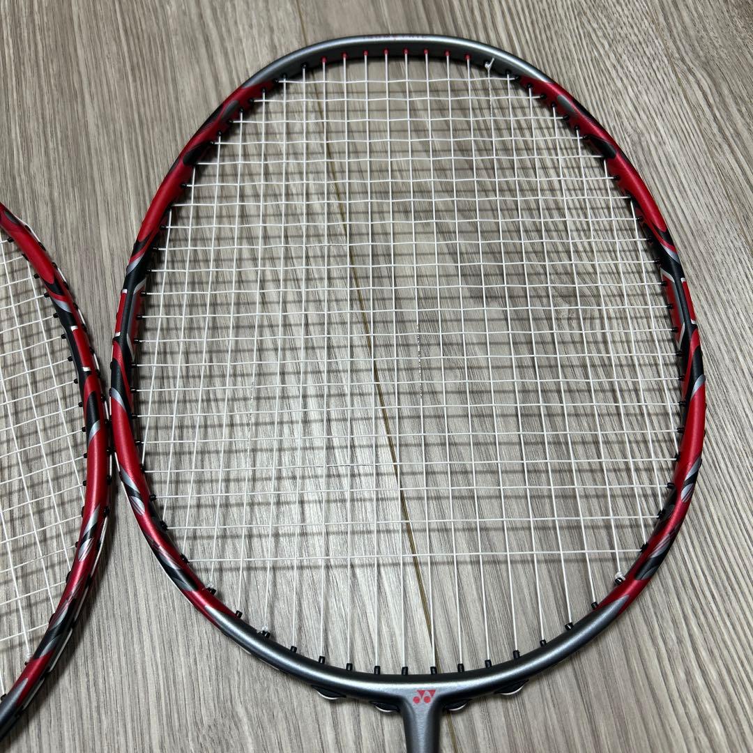 ヨネックスバドミントンラケット 2本セット