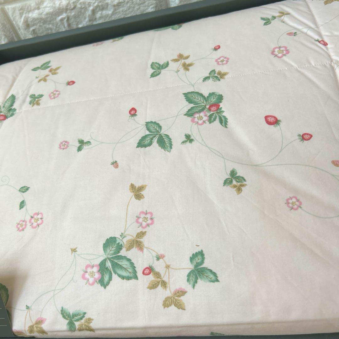 ウェッジウッド　羽毛掛け布団　ワイルドストロベリー　未使用