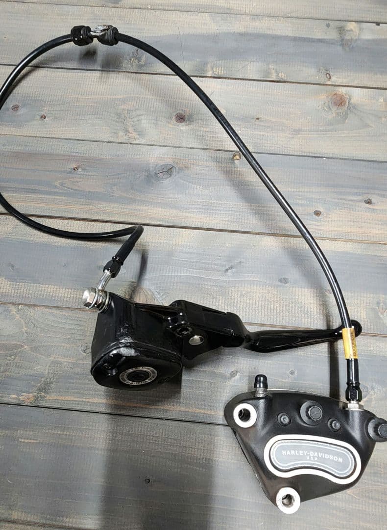 ハーレー４Pブレーキキャリパー　マスターシリンダー　メッシュホース　セット