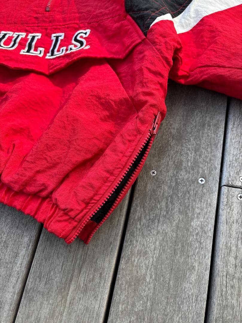 ジャケット・ブルゾン 90's \"Chicago Bulls\" Nylon Pullover Kids