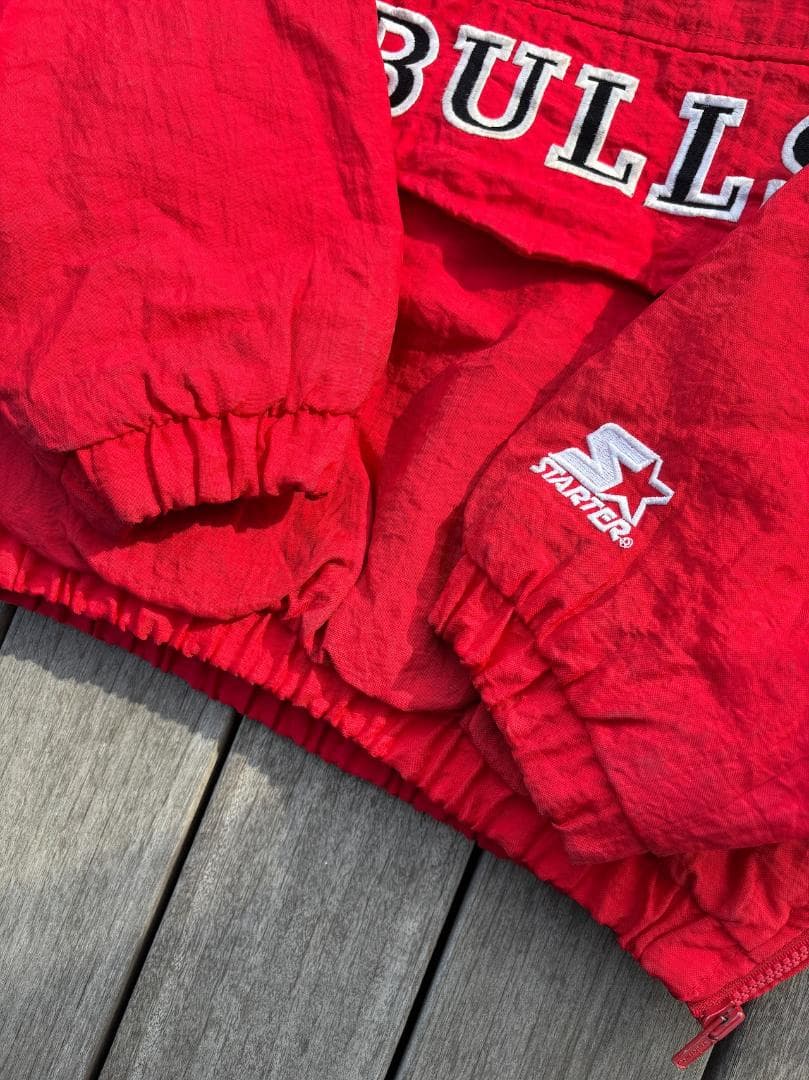 ジャケット・ブルゾン 90's \"Chicago Bulls\" Nylon Pullover Kids