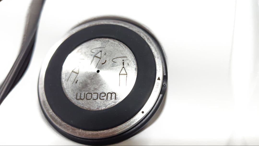 ワコム Wacom Intuos Pro PTH-660/K0 ペンタブレット