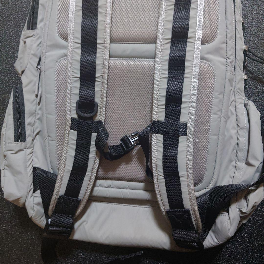 [ねぎ]　　Y-3 Yohji Yamamoto バックパック グレー