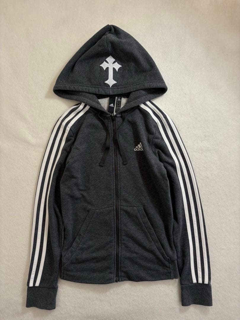 00sadidas３本線十字架y2k 平成ギャル　小悪魔　マクブリンクNANA